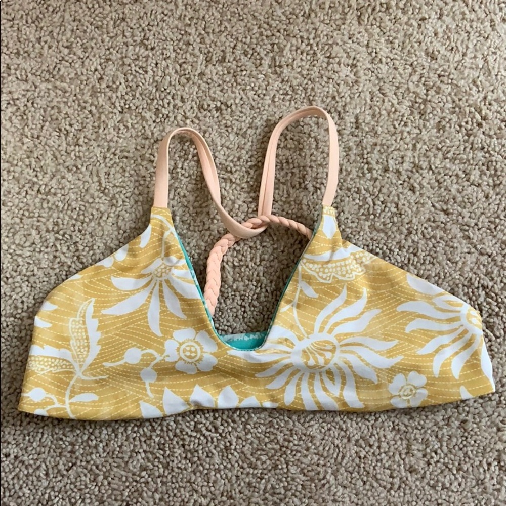 Billabong Reversible Bikini Top- NEVER WORN